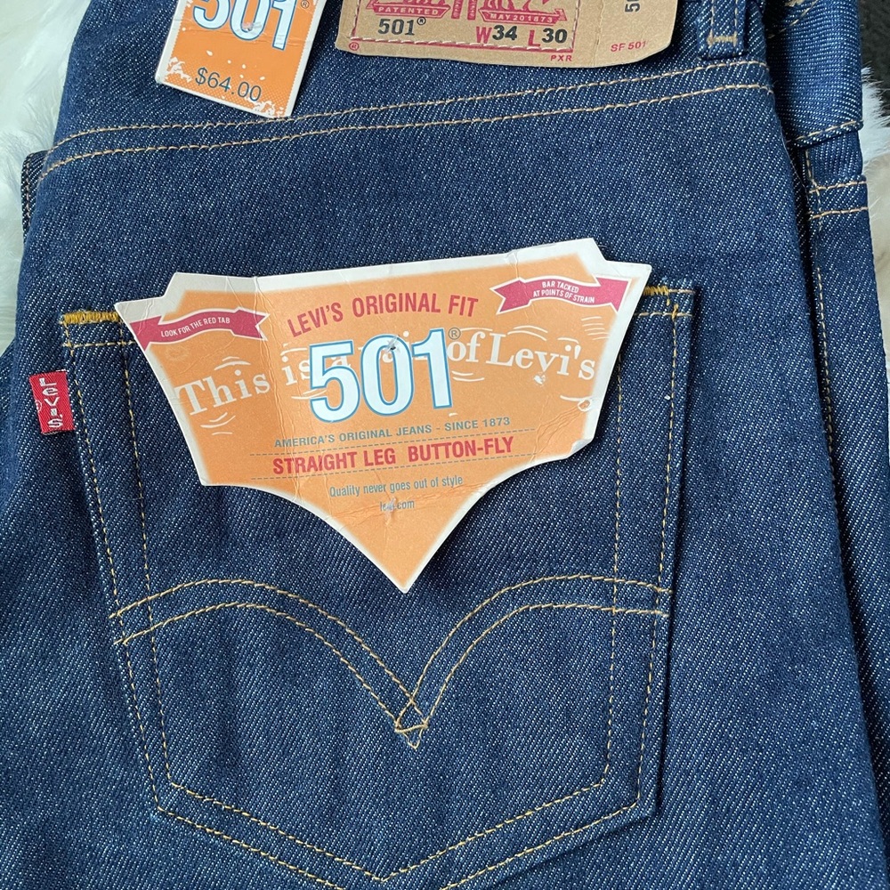 Levi’s jeans 501 button fly men’s